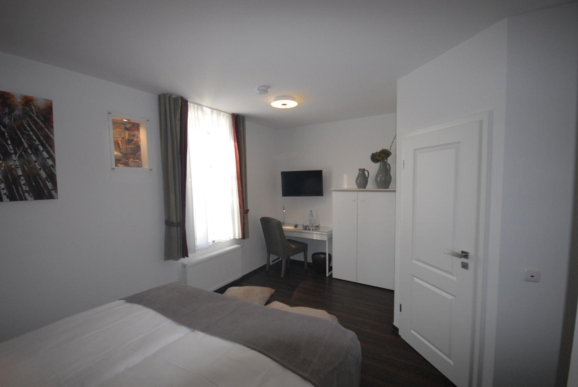 Landhotel Alte Toepferei Дуйсбург Экстерьер фото